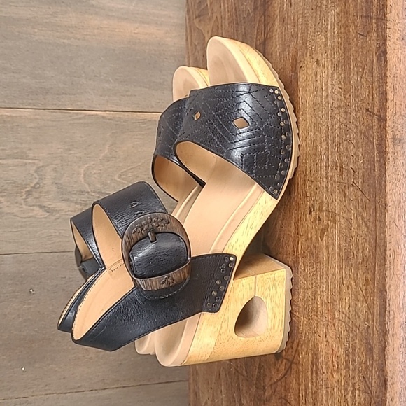 Dansko Clogs Women's sz 36/5.5US Odele Black Tumbled Calf Leather Wood Platforms - Picture 4 of 12